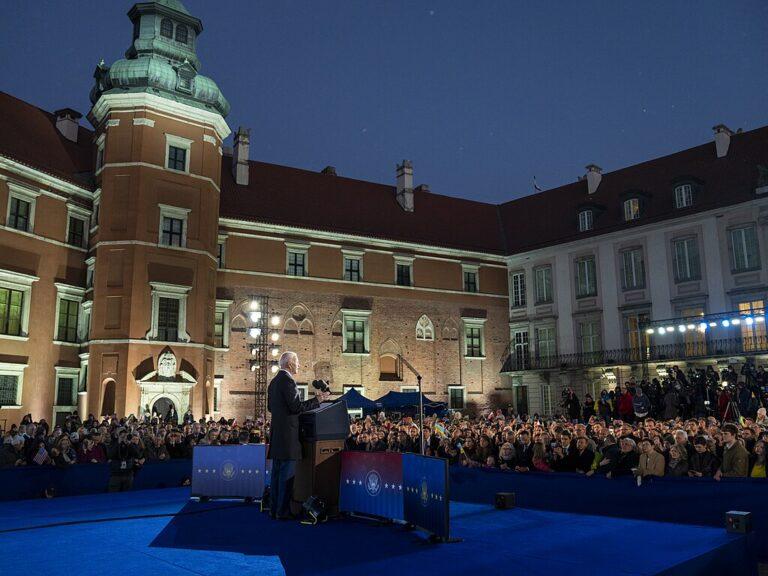 Joe Biden called for defeat of Russia in Ukraine, March 26, 2022, Warsaw. Photo: White House/ Adam Schultz
