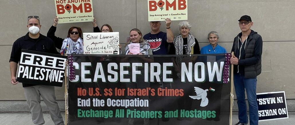 Reaching out for Block the Bombs at the Democratic State Convention. Photo: Barry Hock