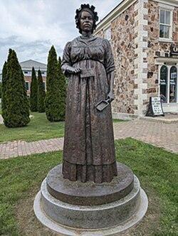 Elizabeth Freeman statue